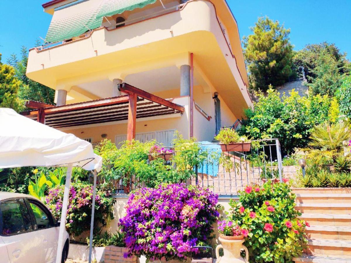 Villetta A Trebisacce Con Vista Mare Kültér fotó